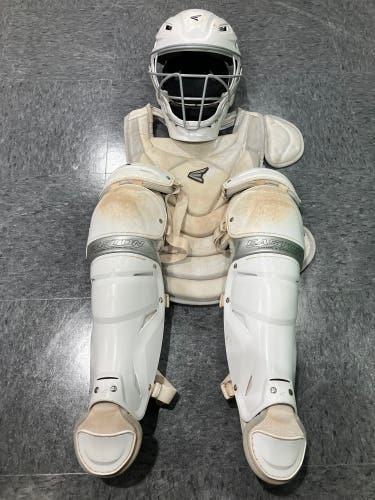 Youth Easton Jen Schro “The Fundamental” Catcher's Set (Used)