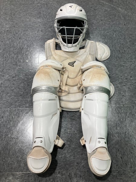 Youth Easton Jen Schro “The Fundamental” Catcher's Set (Used)
