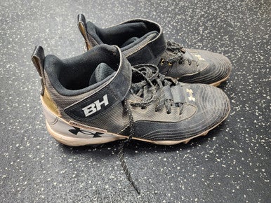 Used Under Armour BASEBALL CLEATS BB/SB Cleats White Senior 10 11849-S000032726