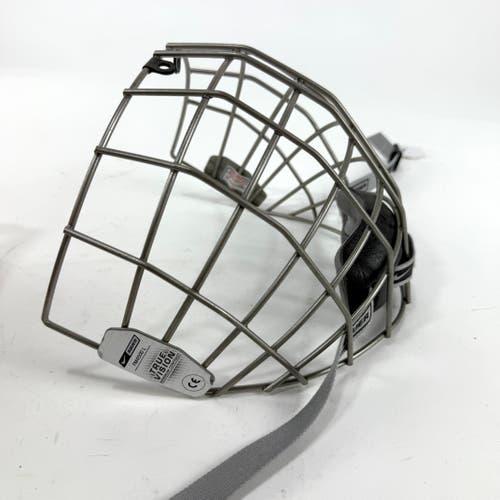 Used Silver Bauer FM 4500 Cage | Senior Large | E210