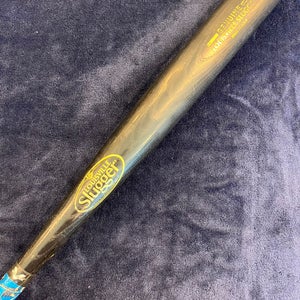 2022 Louisville Slugger Genuine Wood Bat Wood 20 oz 30" (Used)