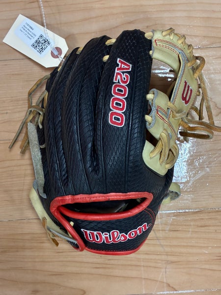 Black Wilson A2000 PF88 RH Baseball Glove 11.25" (Used)