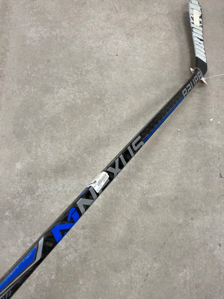 Junior Bauer Nexus 1N Hockey Stick Left Hand P92 (Used)