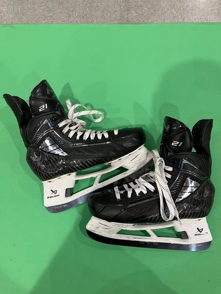 Senior True Pro Custom Hockey Skates 9 (Used)
