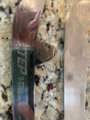 Step Steel ST Edge V Steel 238 mm (Used)