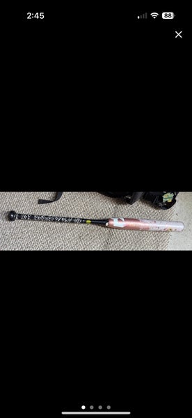2025 DeMarini Whisper Composite Bat (-10) 22 oz 32" (Used)