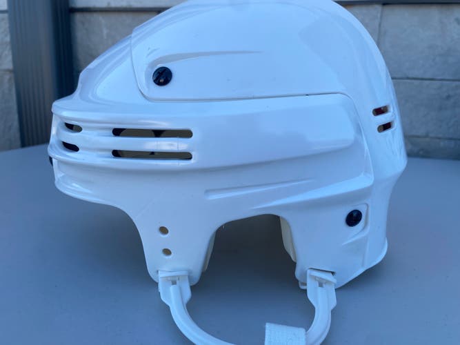 Bauer 4500 Pro Stock Hockey Helmet Small White 5615