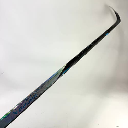 Repaired Right Handed Bauer Tracer - 77 Flex P88 Curve Grip - #E116
