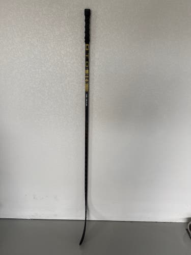 Intermediate Bauer Proto R Left Hand Hockey Stick P28 (Used)