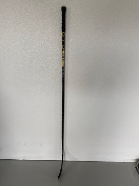 Intermediate Bauer Proto R Left Hand Hockey Stick P28 (Used)