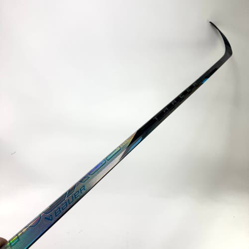 Repaired Right Handed Bauer Tracer - 87 Flex P92 Curve Grip - #E113