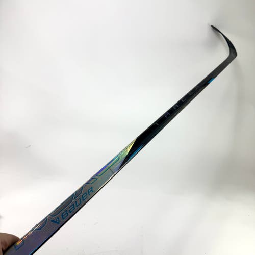 Repaired Right Handed Bauer Tracer - 87 Flex P92 Curve Grip - #E112