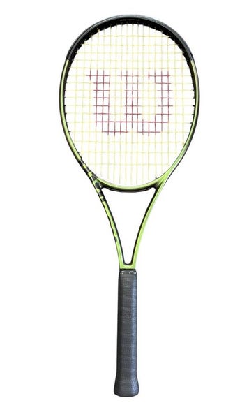 Adult Wilson Blade 98 1820 v8 Tennis Racquet (Used)