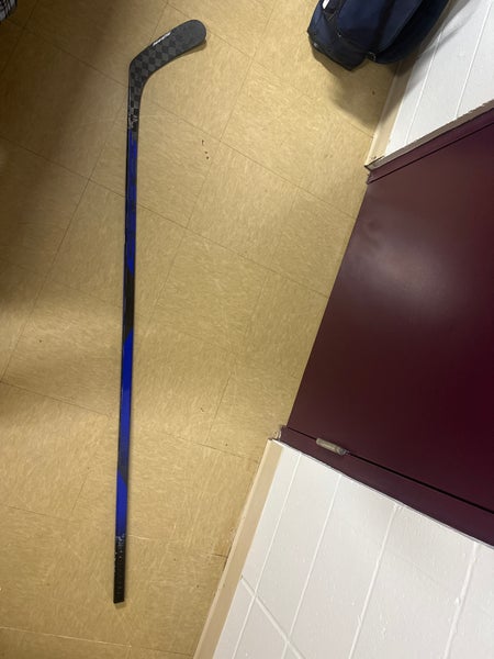 Senior Right Handed Hockey Stick P29 Pro Stock (New)
