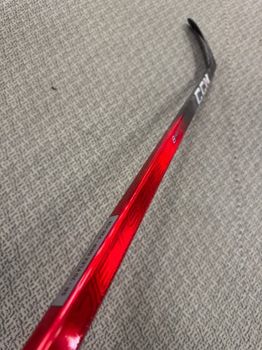 Senior Red CCM Right Handed Hockey Stick P28+1/4 (New) 70 flex