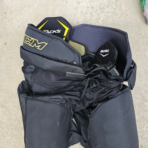 Senior XXL CCM Tacks 6052 Hockey Pants (Used)