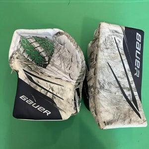Senior Bauer Vapor Hyperlite 2 Goalie Gloves & Blocker (Used)