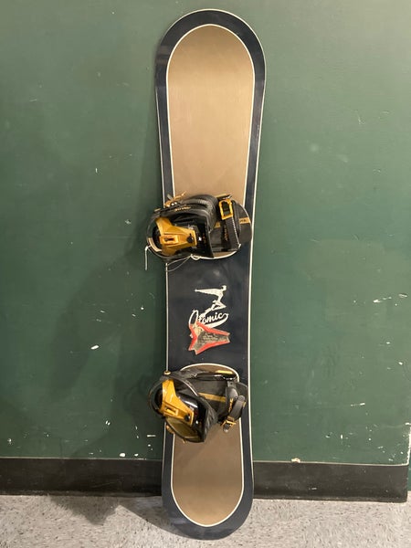 Used Atomic Dream Raider 158 CM Snowboard | Atomic CR Bindings