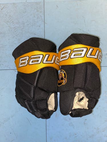 Lightly Used Bauer Vapor Pro Team Gloves 13”