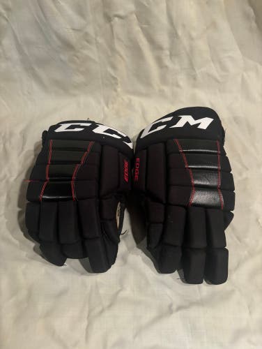 CCM Edge Gloves 14" (Used)