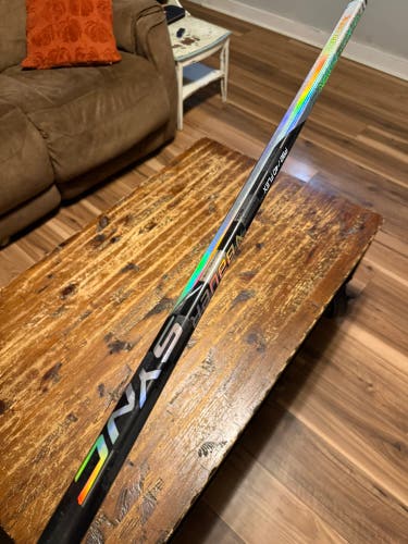 Junior Bauer Nexus Sync Right Handed Hockey Stick P92 (Used)