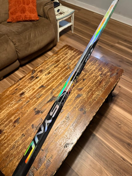 Junior Bauer Nexus Sync Right Handed Hockey Stick P92 (Used)