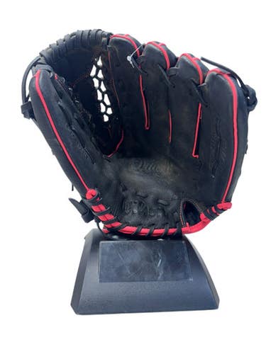 Used Wilson A04RFP212 BB/SB Glove RH Throw Black 12" 11835-S000198099