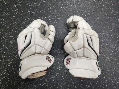 Used Under Armour ENGAGE 2 Boys Latin Lacrosse Gloves Mens White 13" 11849-S000032467