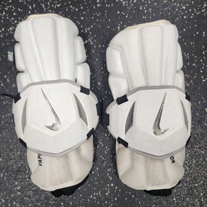Used Nike VAPOR Lacrosse Arm Pads/Guards White LG 11849-S000032493