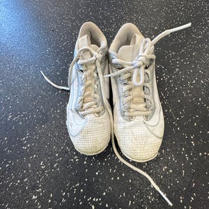 Used Nike LAX Cleats Boys White Youth 13.0 11849-S000032499