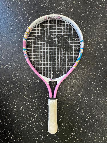 Used WEIERFU TORNADO 17 Junior Tennis Racquet Pink 19" 11849-S000032502