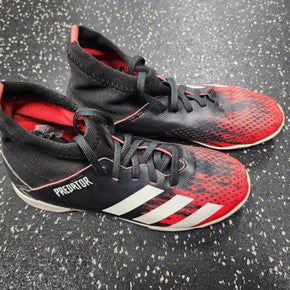 Used Adidas Soccer Indoor Shoes Cardinal And Black Junior 01 11849-S000032519