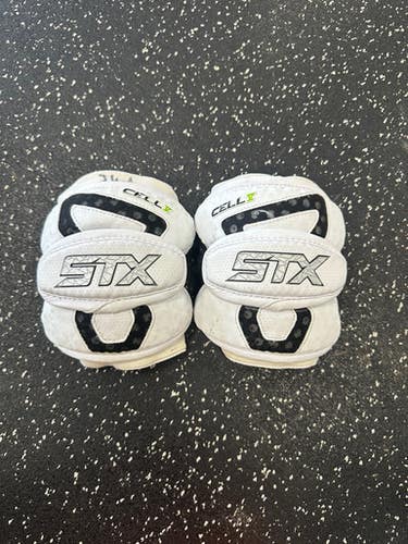 Used STX CELL V Lacrosse Arm Pads/Guards White MD 11849-S000032581
