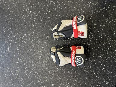 Used Warrior EVO 19 Team 91 MD Lacrosse Gloves Junior White SM 11849-S000032636