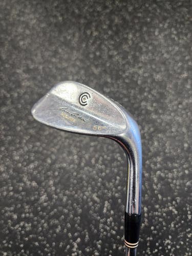 Used Cleveland TOUR ACTION REG 588 Golf Wedge Mens RH 56 Degree 11849-S000032652