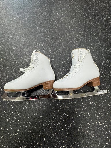 Used Jackson MYSTIQUE WomensFigure Skate White Senior 5.5 11849-S000032666