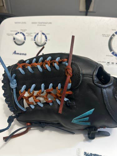 Easton LH Infield Softball Glove 12" (Used)