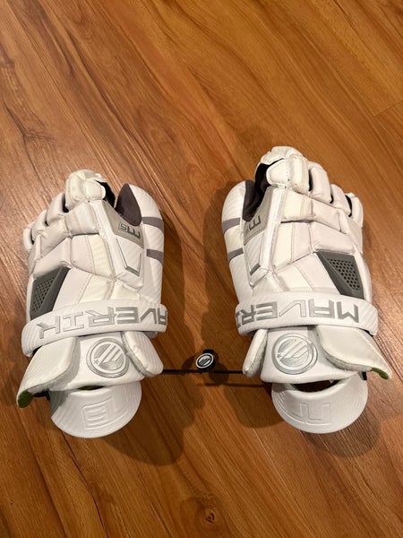 Maverik M5 Goalie Gloves 13" (New)