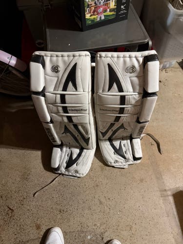 32" Vaughn Velocity V3 Goalie Leg Pads (Used)
