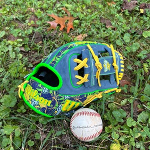 2025 Wilson A2000 1786 11.5” Savannah Bananas Infield Baseball Glove