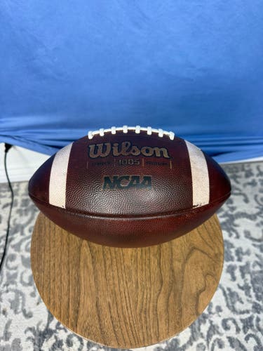 Wilson 1005 Game Ball