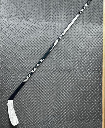 Austin Matthews True AX9 Left Hand Hockey Stick P92 Pro Stock (Used)