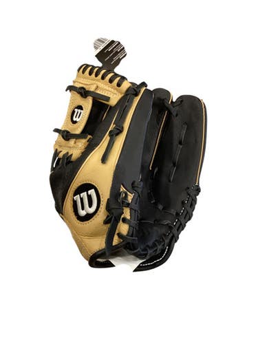 Used Wilson A500 SIREN RH Throw Fastpitch Gloves Black 11 1/2" 11884-S000054182