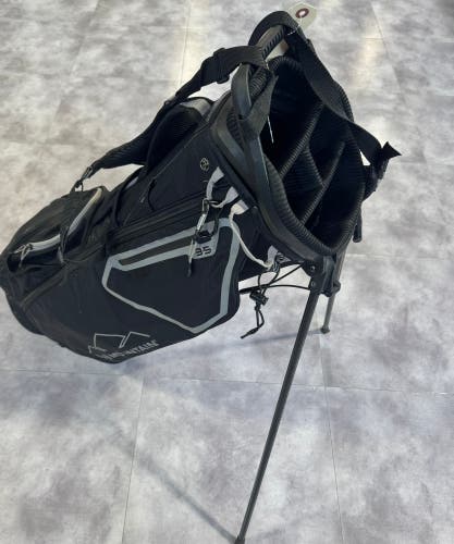 Black Men's Sun Mountain Standing Bag