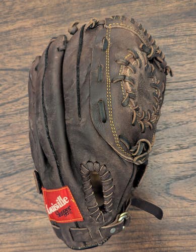Louisville Slugger UCLA Bruins Youth Lisa Fernandez Signature Series Softball Glove 12 LPS36F