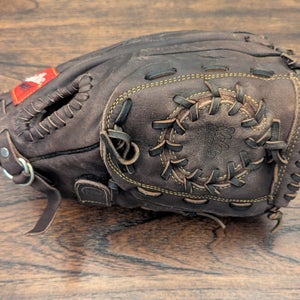 Louisville Slugger UCLA Bruins Youth Lisa Fernandez Signature Series Softball Glove 12" LPS36F