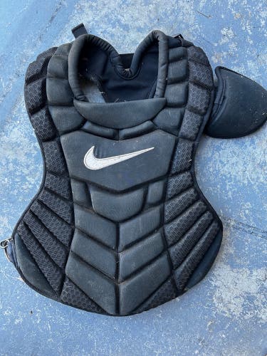 Nike Catcher's Chest Protector (Used)