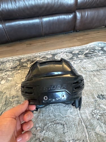 Medium Bauer Re-Akt 200 Helmet (Used)