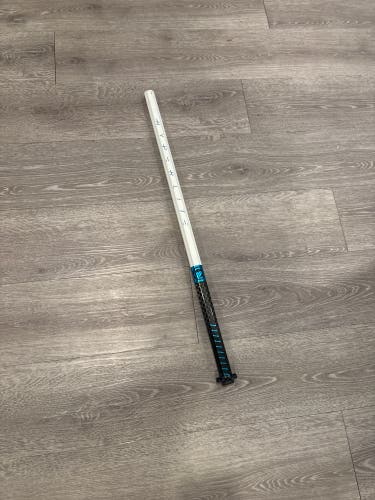 Adult Maverik Hyperlite (Used)