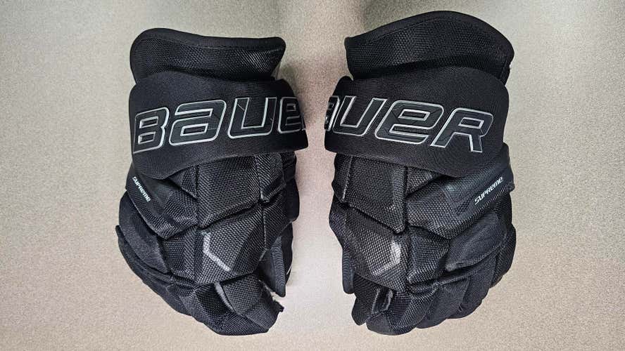 Bauer Supreme Mach Gloves 14" (New)